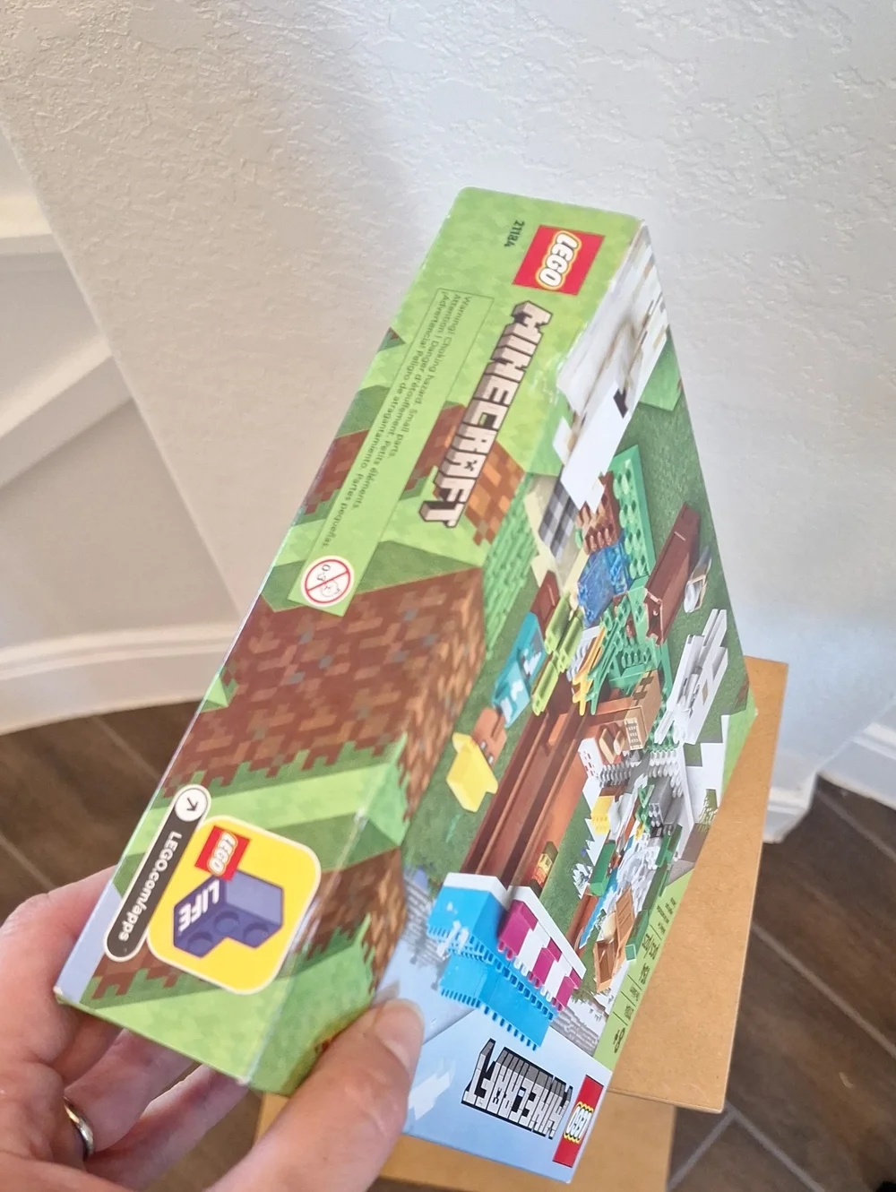 NWT Lego Minecraft The Bakery Set Number 21184